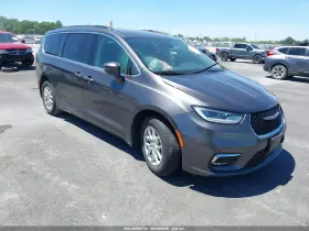 2022 Chrysler Pacifica