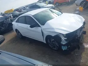2025 Hyundai Elantra Hybrid