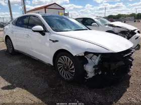 2025 Hyundai Sonata Hybrid