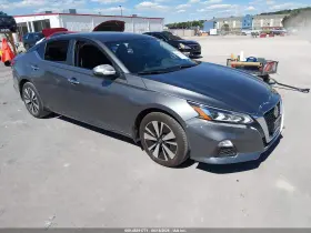 2021 Nissan Altima