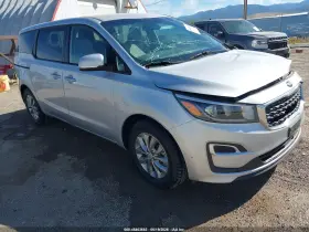 2021 Kia Sedona