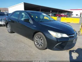 2017 Toyota Camry Hybrid