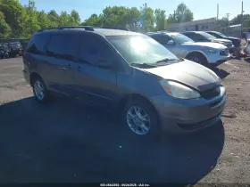 2004 Toyota Sienna