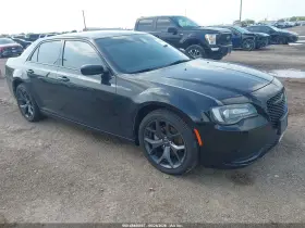 2023 Chrysler 300
