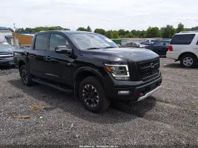 2020 Nissan Titan