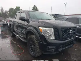 2017 Nissan Titan