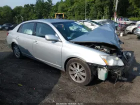 2005 Toyota Avalon