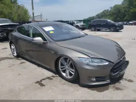 2015 Tesla Model S