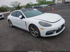 2018 Porsche Panamera