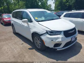 2021 Chrysler Pacifica