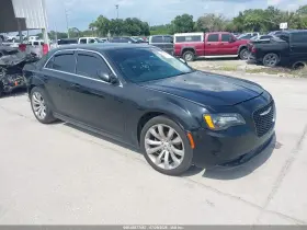 2018 Chrysler 300