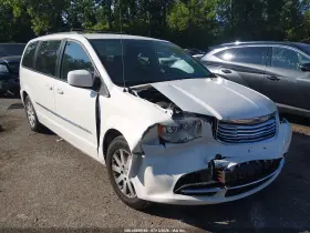 2012 Chrysler Town & Country