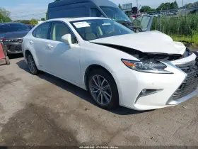 2018 Lexus ES 300h
