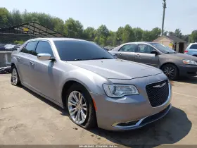 2017 Chrysler 300C