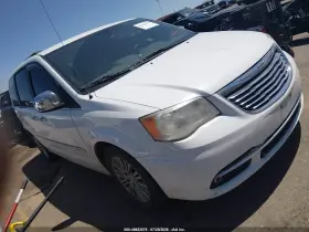 2013 Chrysler Town & Country
