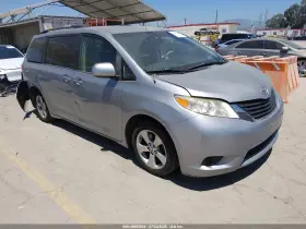 2013 Toyota Sienna