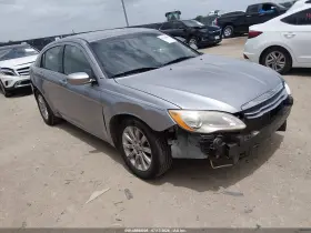 2013 Chrysler 200
