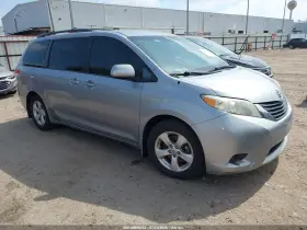 2013 Toyota Sienna