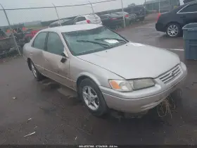 1999 Toyota Camry