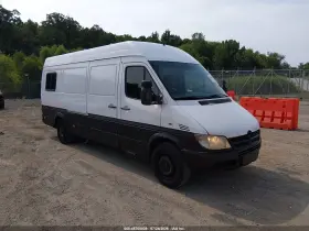 2004 Dodge Sprinter Van 2500