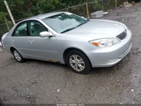 2004 Toyota Camry