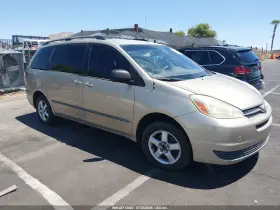 2004 Toyota Sienna