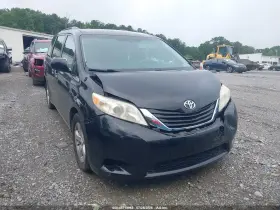 2012 Toyota Sienna