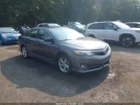 2014 Toyota Camry Hybrid