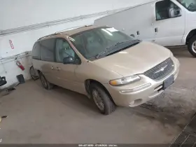 2000 Chrysler Town & Country