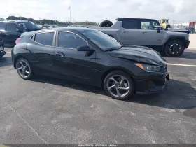 2020 Hyundai Veloster