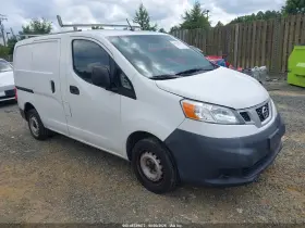 2015 Nissan NV 200