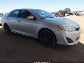 2014 Toyota Camry Hybrid