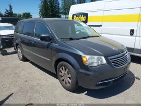 2014 Chrysler Town & Country
