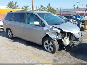 2016 Toyota Sienna