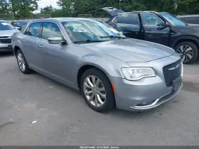 2018 Chrysler 300