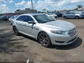 2013 Ford Taurus