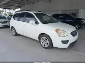 2009 Kia Rondo