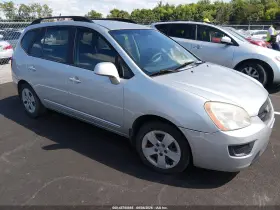 2009 Kia Rondo