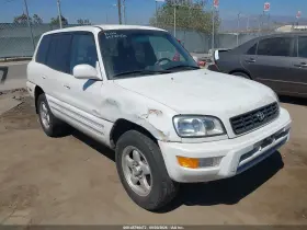 1999 Toyota RAV4