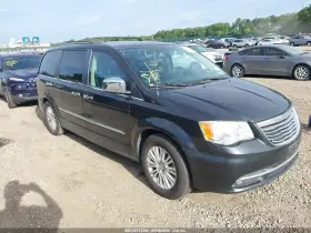 2013 Chrysler Town & Country