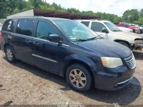 2011 Chrysler Town & Country