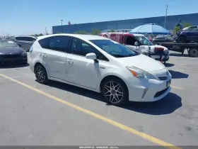 2014 Toyota Prius V