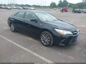2017 Toyota Camry Hybrid