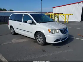 2014 Chrysler Town & Country