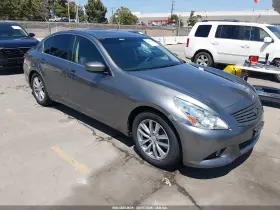 2015 Infiniti Q40