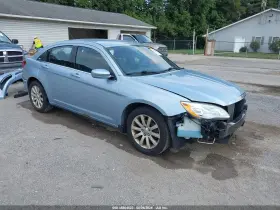 2013 Chrysler 200