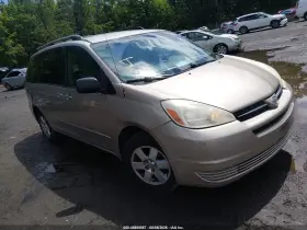 2004 Toyota Sienna