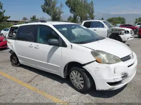 2004 Toyota Sienna