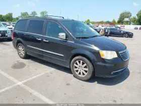 2011 Chrysler Town & Country
