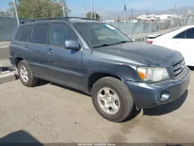 2004 Toyota Highlander